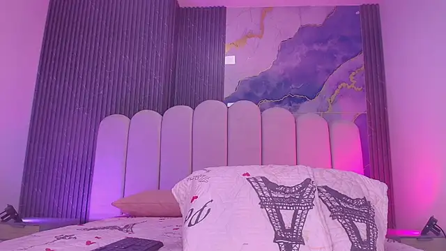 hot dione online show from 03-28-26, 07:13