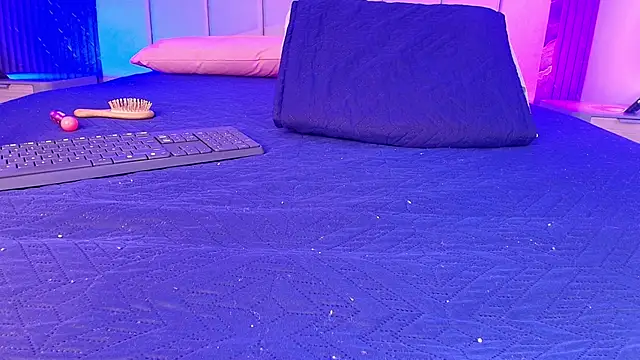 hot dione online show from 03-30-26, 07:15