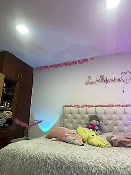 alee lenoxx online show from 08-09-26, 03:55