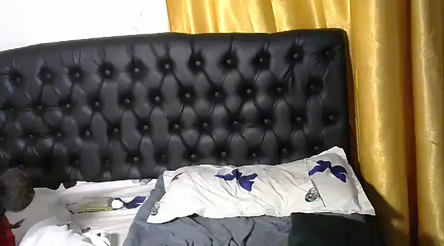 Ebonyxxmodel online show from 02-25-25, 02:54