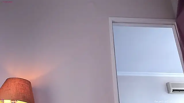 alicelu  online show from 02-01-25, 11:21