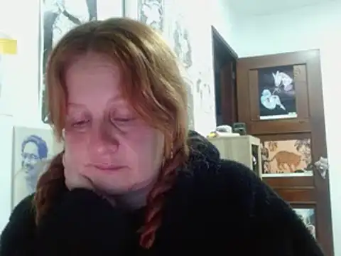 Snapshot of ViioletaMora chatting on 07-18-26, 05:22 ViioletaMora online show from 07-18-26, 05:22