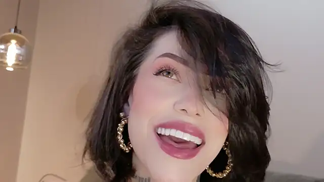 Hannah Borbon online show from 03-22-26, 02:37