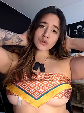 maliciaworld online show from 04-14-26, 04:46