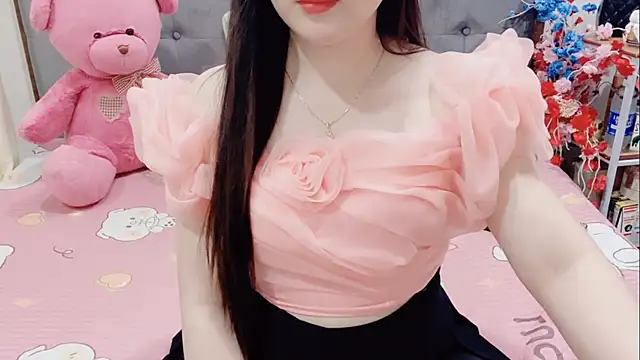 Funikio online show from 03-25-26, 02:39