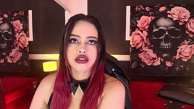 Snapshot of EvaaFoxxy1 chatting on 03-30-26, 12:06 EvaaFoxxy1 online show from 03-30-26, 12:06