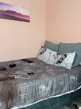 Fantasy1976 online show from 04-10-26, 09:30