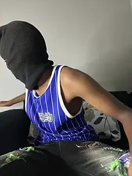 Gifttheskimaskboy online show from 03-28-26, 10:20