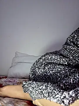 Snapshot of altinya chatting on 03-05-26, 01:56 altinya online show from 03-05-26, 01:56