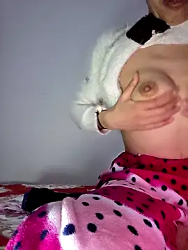 Snapshot of altinya chatting on 03-21-26, 08:19 altinya online show from 03-21-26, 08:19