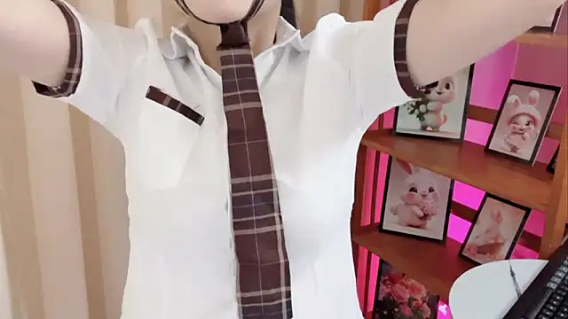 Snapshot of KaleAnisa chatting on 03-13-26, 01:23 KaleAnisa online show from 03-13-26, 01:23