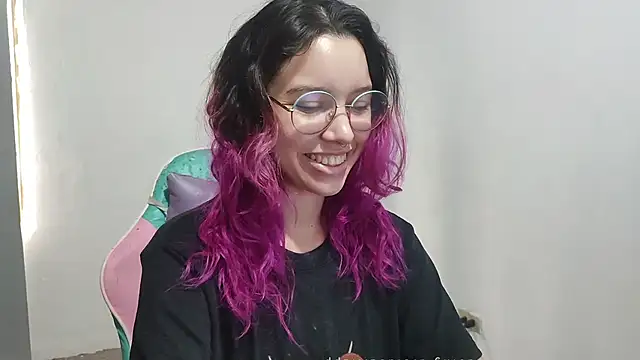 Snapshot of WandaDoll chatting on 12-03-25, 12:14 WandaDoll online show from 12-03-25, 12:14