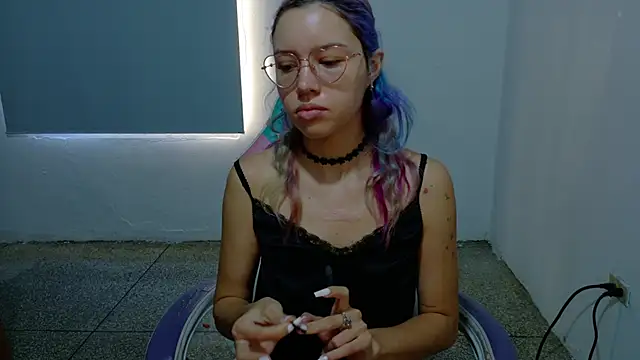 Snapshot of WandaDoll chatting on 03-21-26, 12:10 WandaDoll online show from 03-21-26, 12:10