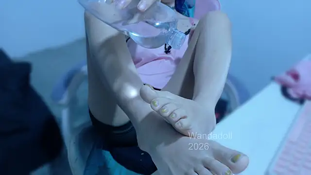 WandaDoll online show from 05-25-26, 12:22