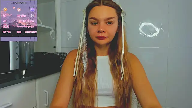 Molly sweetie online show from 06-18-26, 06:46