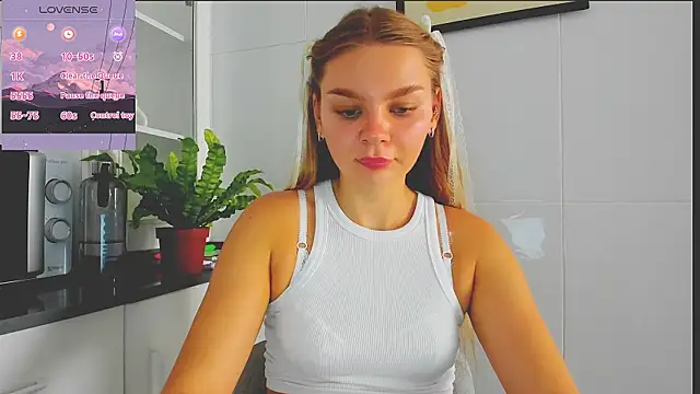 Molly sweetie online show from 07-17-26, 06:42