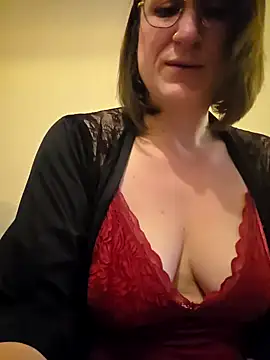 minierose online show from 02-27-25, 07:12