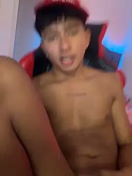 Leonarrrd 01 online show from 12-21-25, 05:03