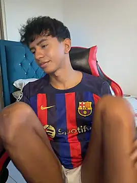 Leonarrrd 01 online show from 03-11-26, 11:00