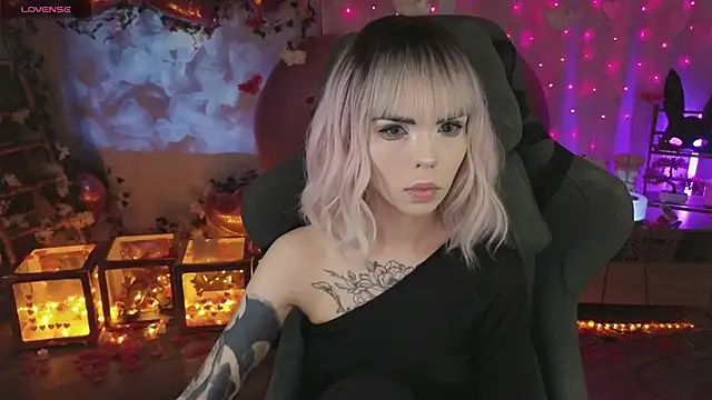 Kerry Kirk online show from 02-21-26, 08:32