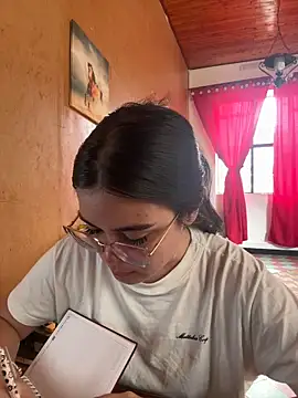 CamilaSofiia online show from 03-09-26, 08:24