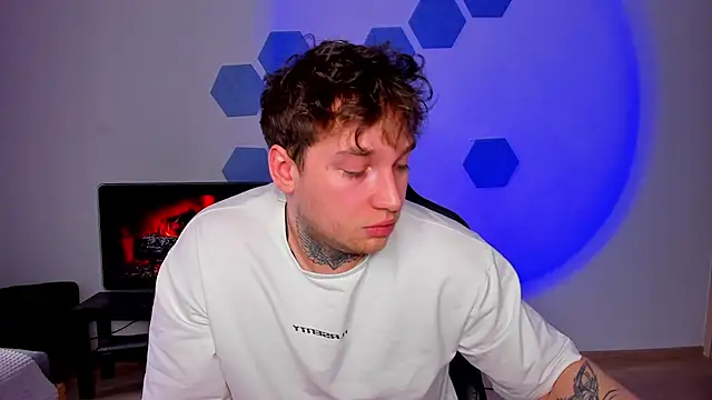 Chris Tyson online show from 04-04-26, 09:18