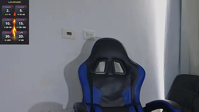 Snapshot of EdwardRoss_ chatting on 02-28-26, 07:59 EdwardRoss online show from 02-28-26, 07:59