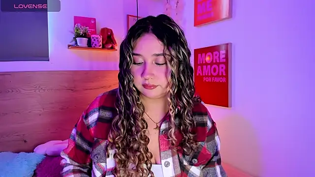 Cherryyquen online show from 04-14-26, 08:26