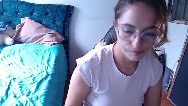 Snapshot of Kate_lorens9 chatting on 07-21-26, 03:58 Kate lorens9 online show from 07-21-26, 03:58