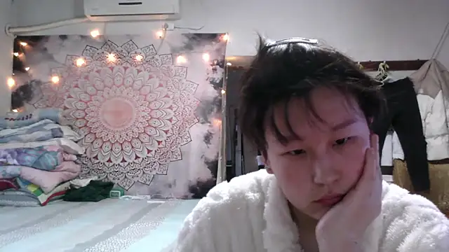 XiaNa2023 online show from 12-07-24, 08:55