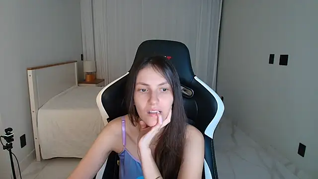 upssnowy online show from 07-08-26, 01:32