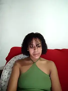 Julia Pretinha online show from 05-02-26, 12:37