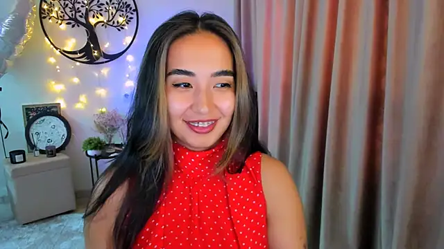 worldofkim online show from 05-26-26, 11:28