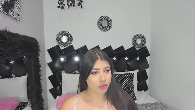 Snapshot of Miia_Thompsonn chatting on 04-28-26, 07:41 Miia Thompsonn online show from 04-28-26, 07:41