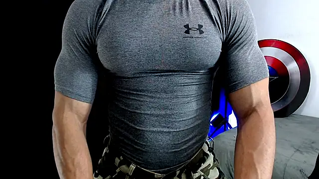 Antonywebb94 online show from 01-18-26, 08:34