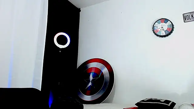 Antonywebb94 online show from 07-06-26, 12:07