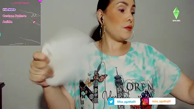 Snapshot of Miss_Agatha chatting on 11-08-25, 01:39 Miss Agatha online show from 11-08-25, 01:39