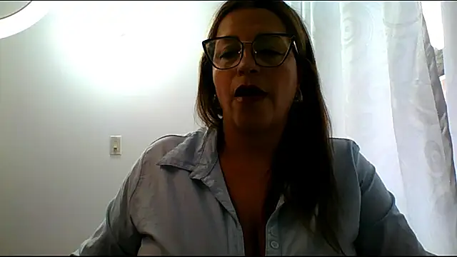 Snapshot of RossanaLionheart chatting on 03-20-26, 12:32 RossanaLionheart online show from 03-20-26, 12:32