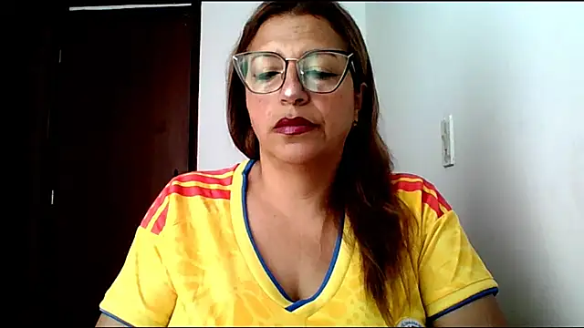 Snapshot of RossanaLionheart chatting on 07-03-26, 12:33 RossanaLionheart online show from 07-03-26, 12:33