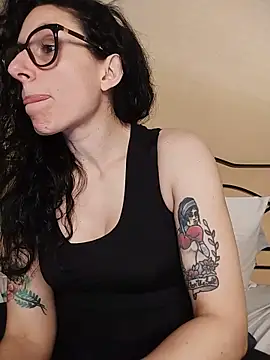 SofiaMori online show from 05-18-26, 01:17