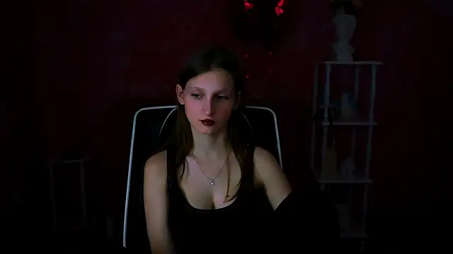 EllaHorton online show from 03-09-25, 01:26