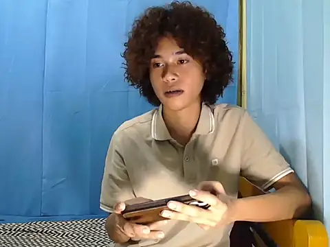 Asiantwink21 online show from 07-29-26, 11:47