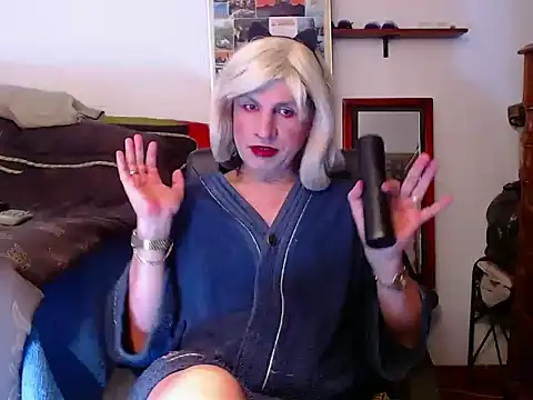 LorenJade online show from 05-03-26, 10:43