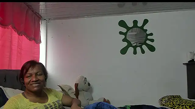 Snapshot of Laflaka22 chatting on 11-10-25, 06:18 Laflaka22 online show from 11-10-25, 06:18