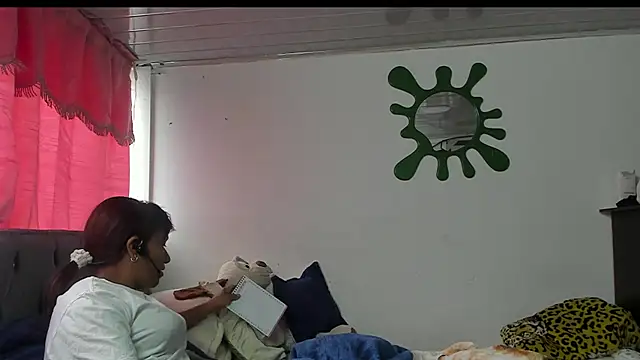 Snapshot of Laflaka22 chatting on 11-11-25, 04:40 Laflaka22 online show from 11-11-25, 04:40