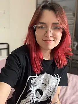 Snapshot of Evangeline_Lawrence_ chatting on 02-17-25, 04:59 Evangeline Lawrence online show from 02-17-25, 04:59