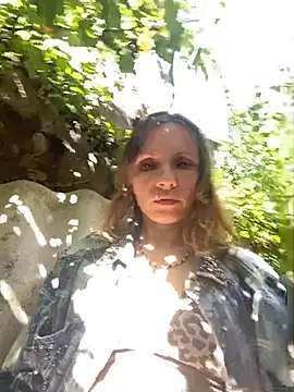 Snapshot of Anita-Smith chatting on 07-17-26, 08:10 Anita-Smith online show from 07-17-26, 08:10