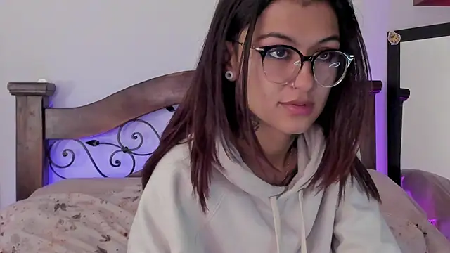 noemi foxxx online show from 01-24-25, 02:30