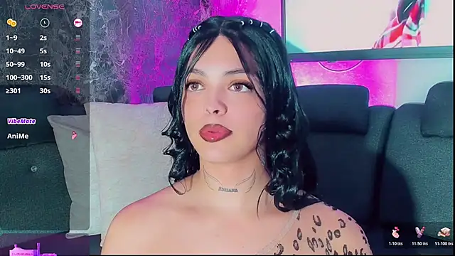 Emmaa Saenz  online show from 11-02-25, 08:55