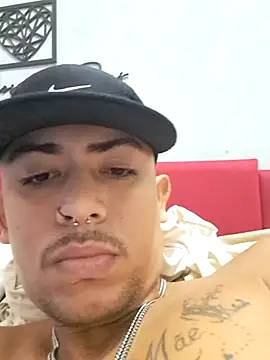 Menezes2105 online show from 05-19-26, 04:02